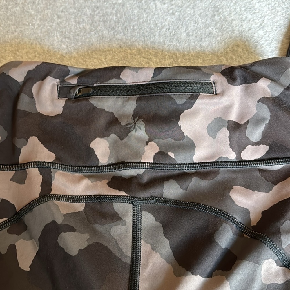 Athleta Camo XS Leggings - Picture 3 of 3